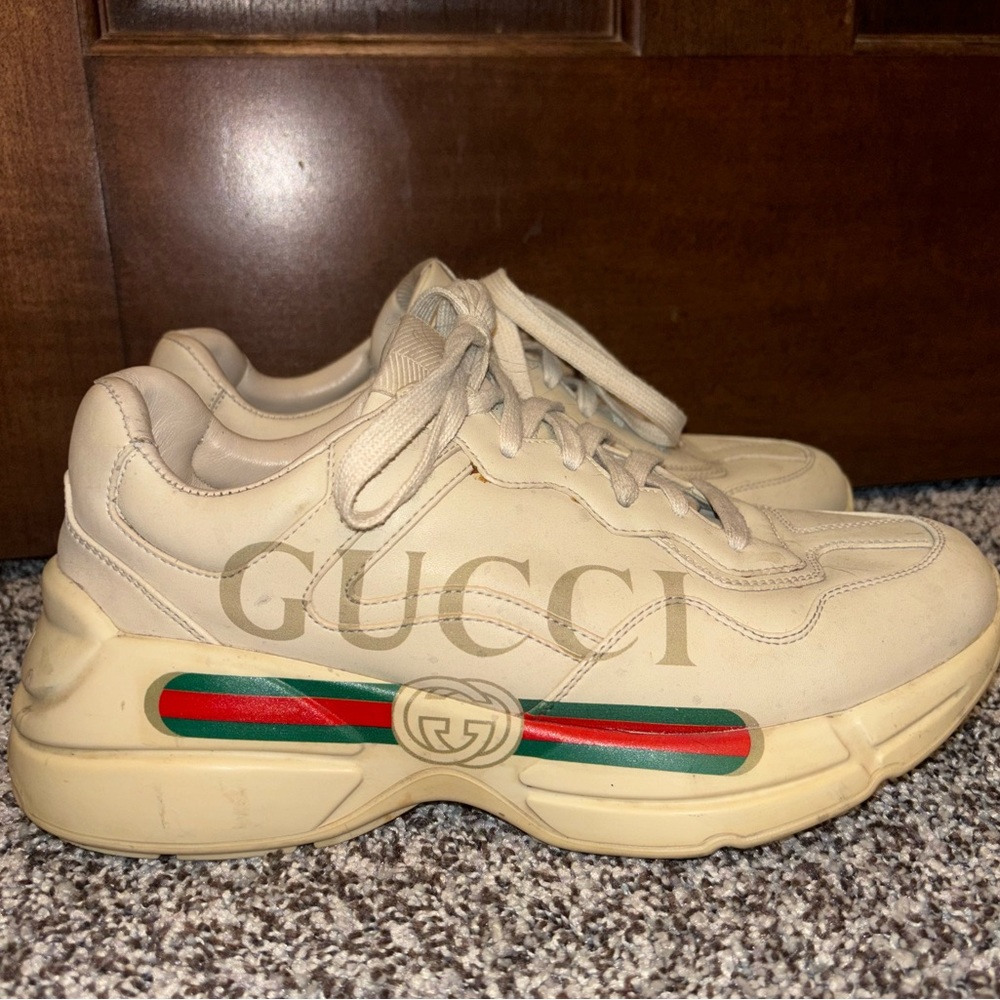Gucci Sneakers